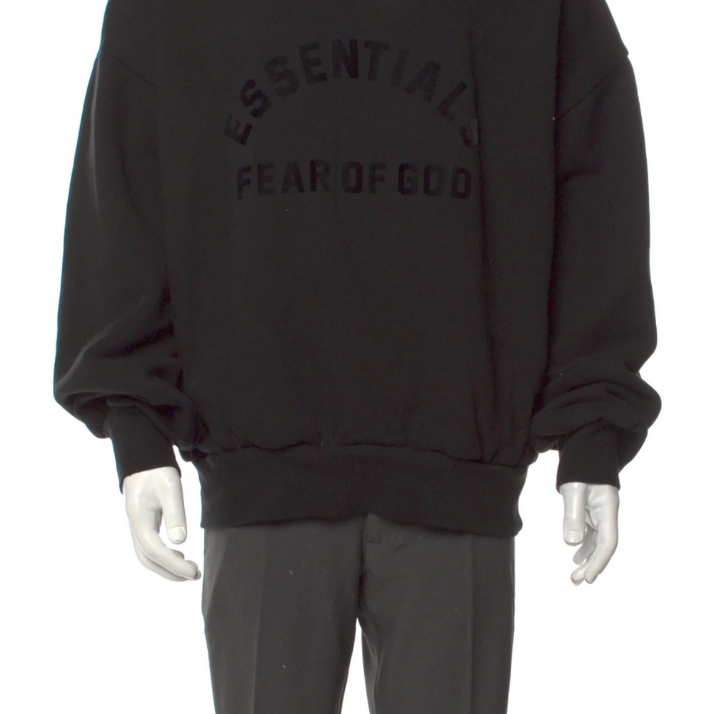 Essentials Black Crewneck Sweater with Ribbed Cuffs